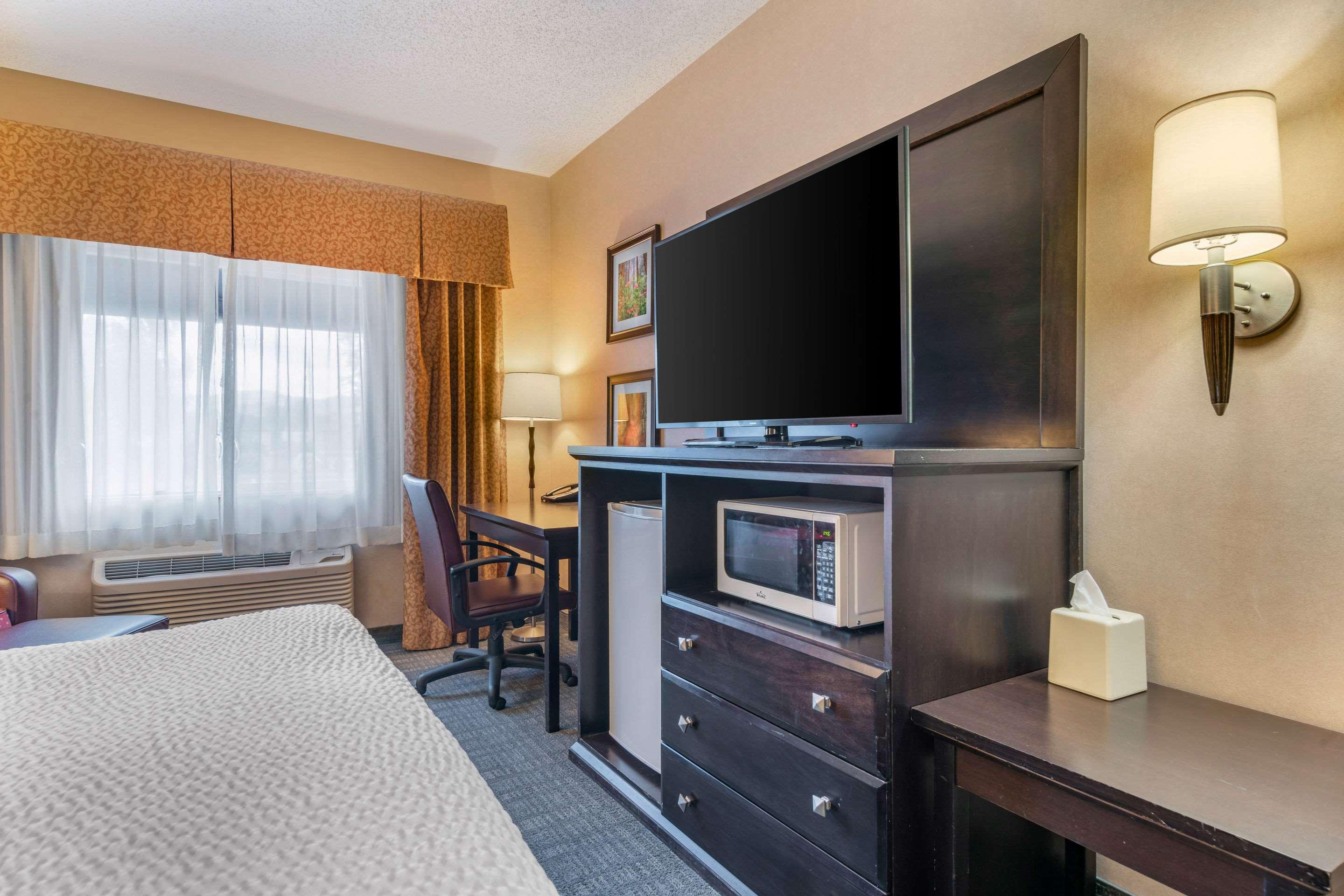 แคลเรียน พอยต์ Hotel เมดฟอร์ด ภายนอก รูปภาพ